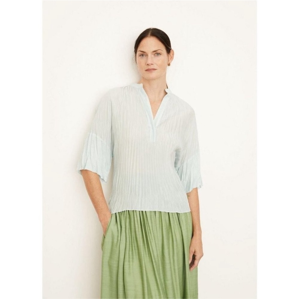 Vince Short Sleeve Silk Crushed Band Collar Blouse sky blue small